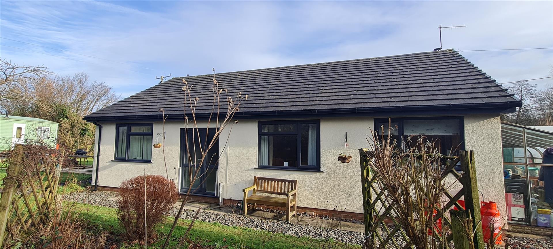 Minafon, Welshpool, SY21 0PU Estate Agents & Auctioneers